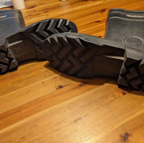 Excellent La Crosse muck boots - Picture 2 of 3